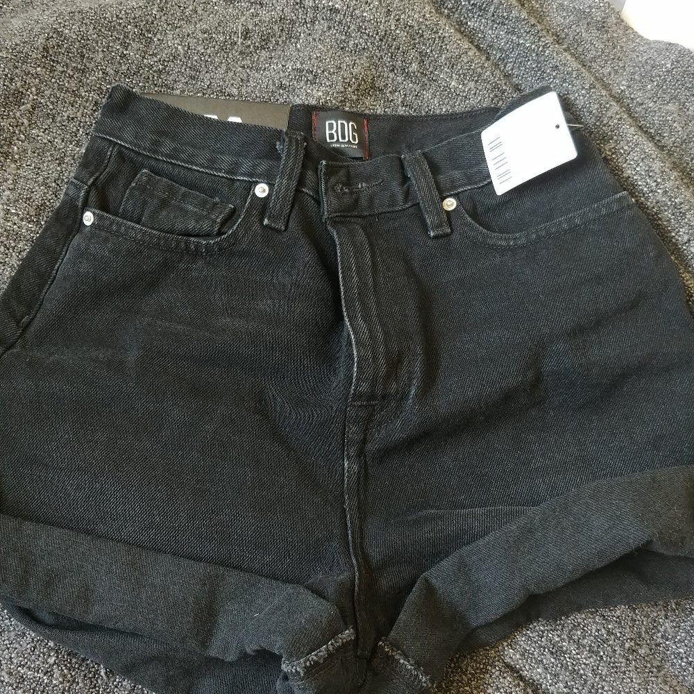 BDG Mom Shorts